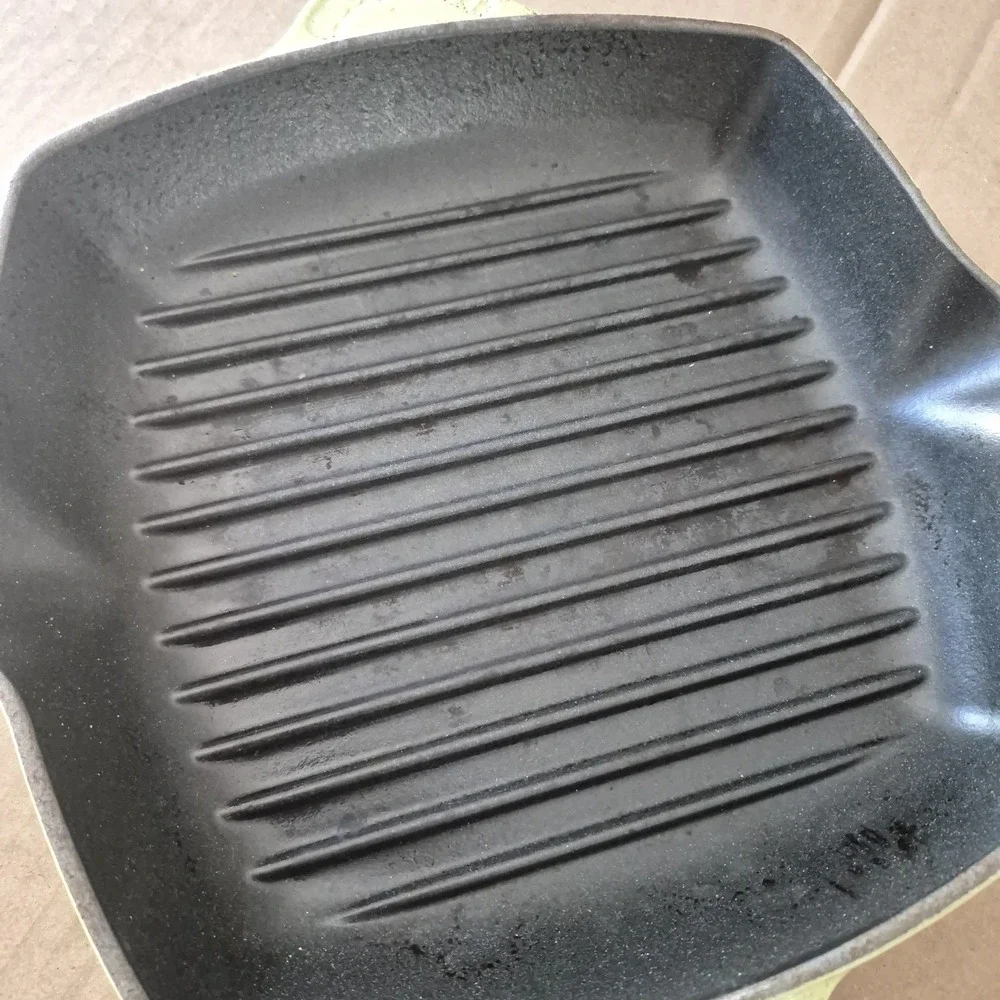 Vintage Le Creuset Kiwi Green Enameled Cast Iron Square Grill Pan Skillet #26